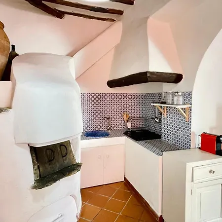 Maison d'hôtes Pomelia, Nel Corso Di A 50 Mt Dal Mare Santa Marina Salina